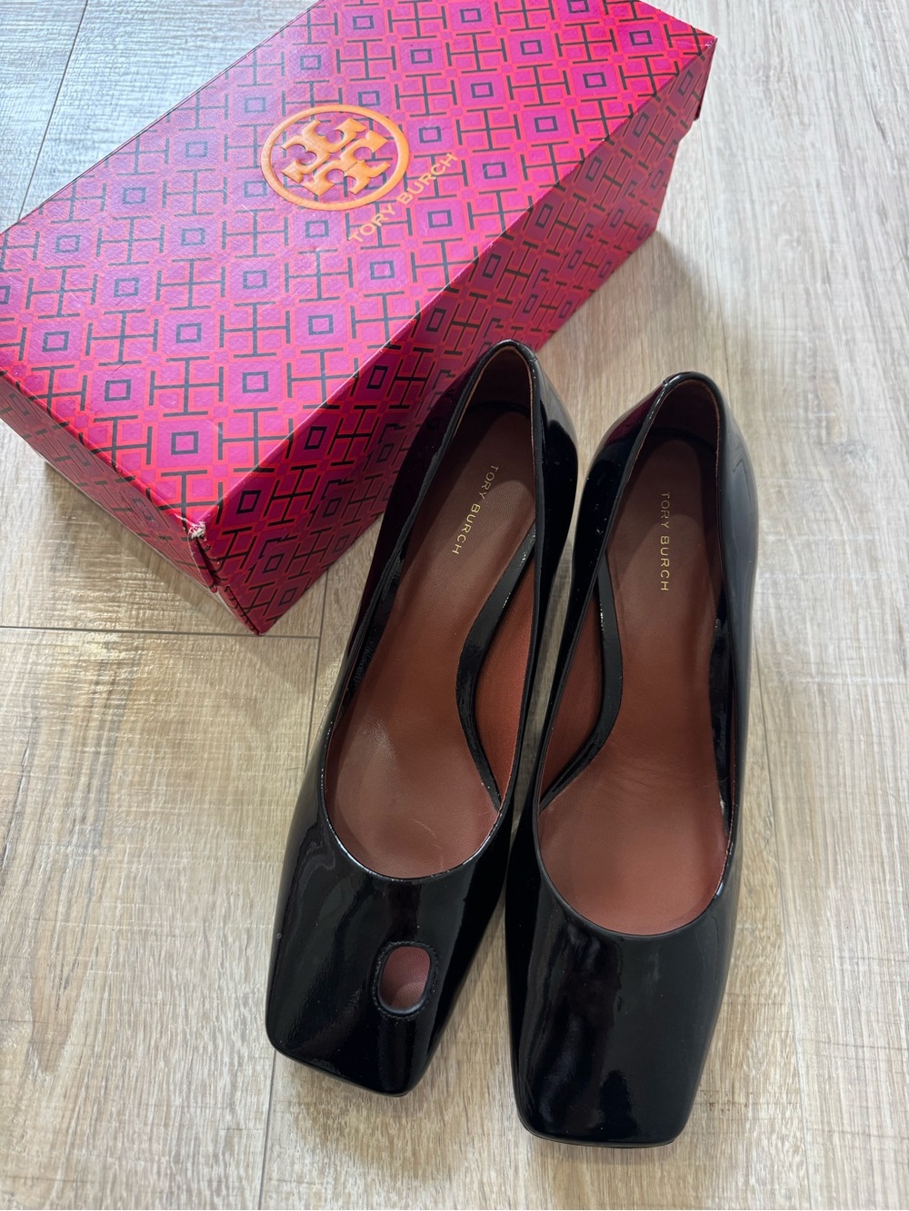 Tory Burch Cut Out Kitten Heel Pumps